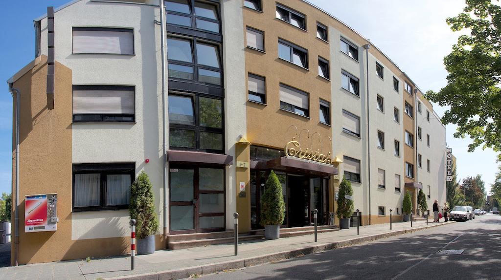 Hotel Cristal Nuremberg Bagian luar foto