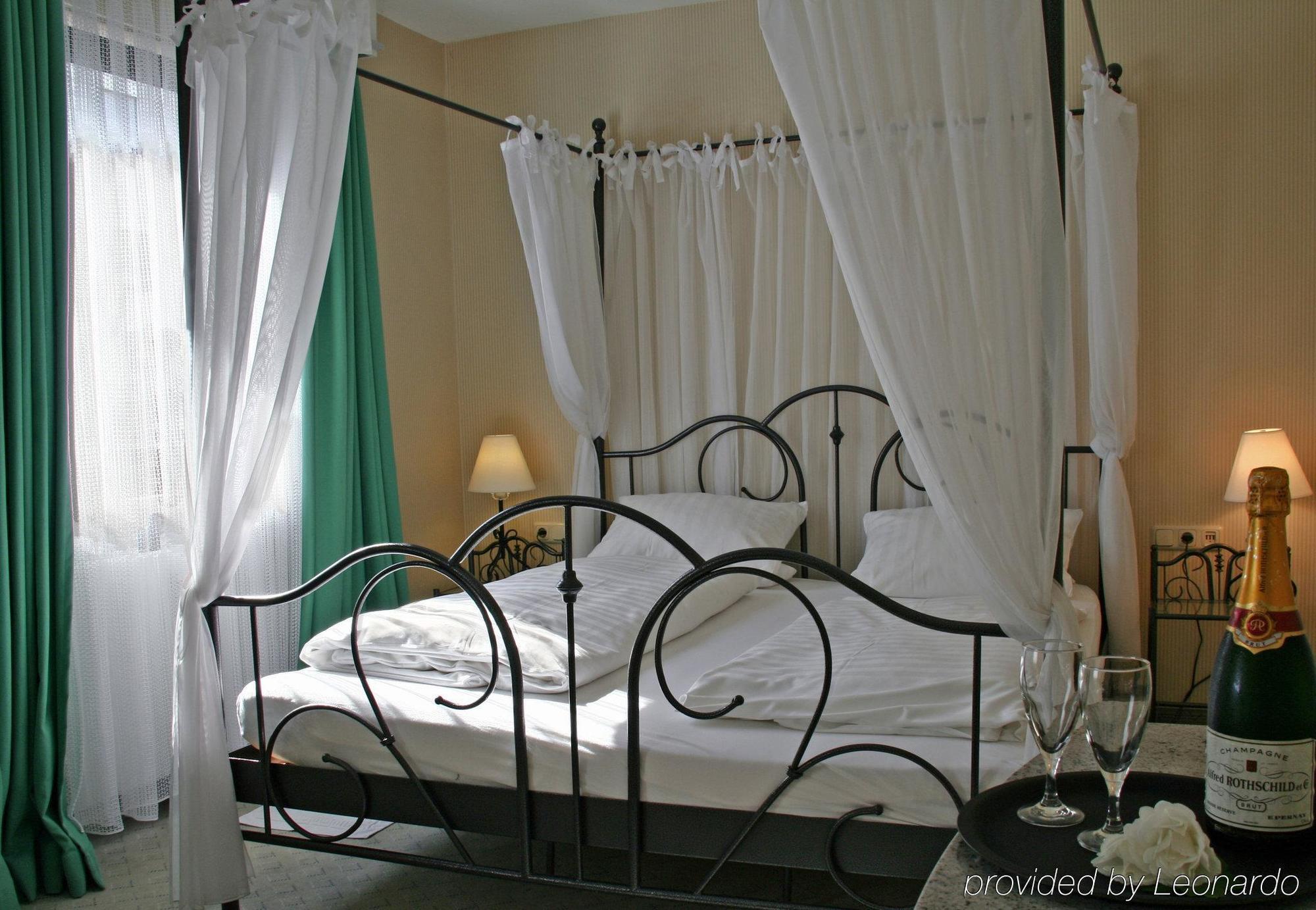 Hotel Cristal Nuremberg Ruang foto