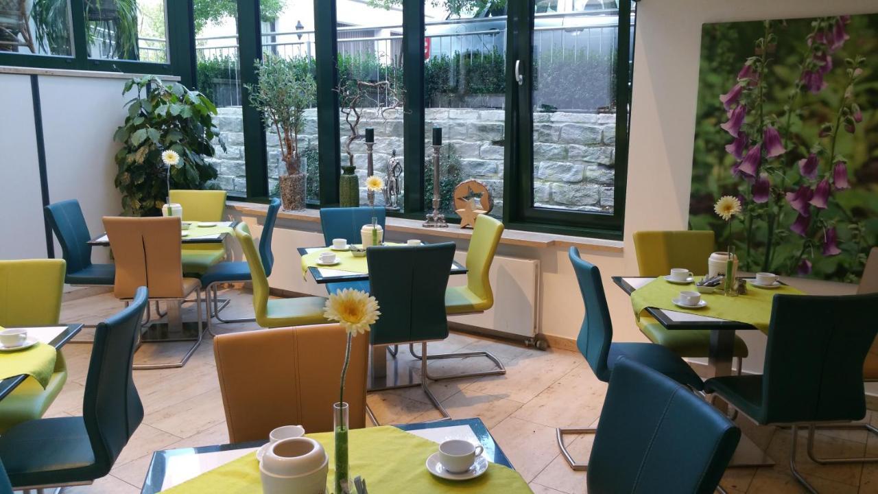 Hotel Cristal Nuremberg Bagian luar foto