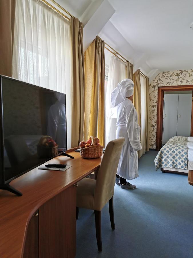 Hotel Cristal Nuremberg Bagian luar foto