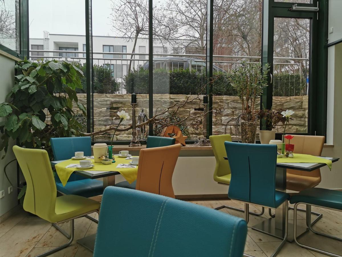 Hotel Cristal Nuremberg Bagian luar foto