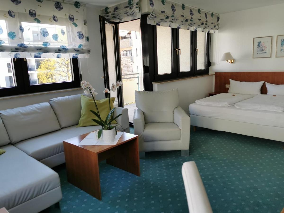 Hotel Cristal Nuremberg Bagian luar foto